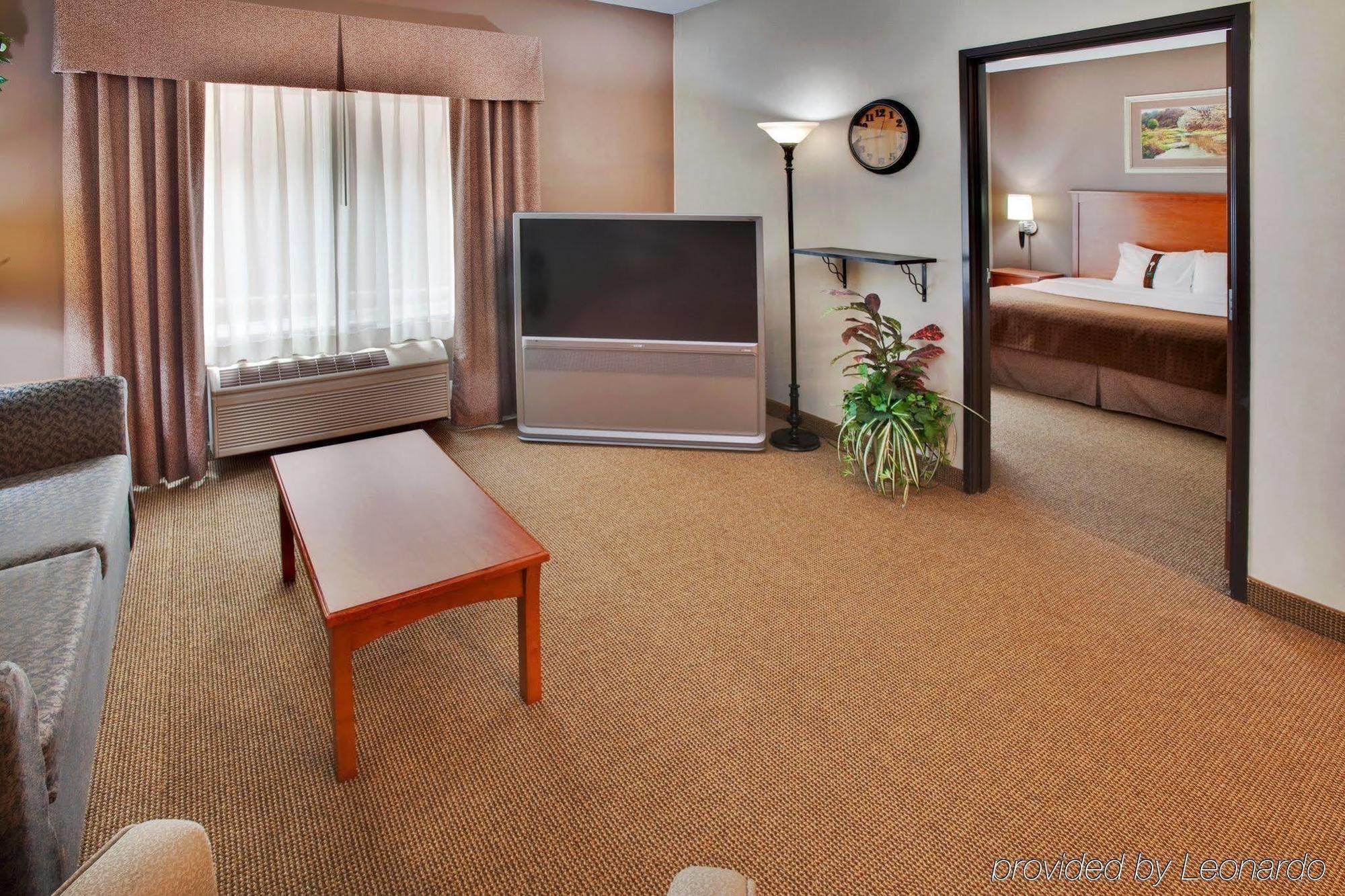 Radisson Hotel Ames Conference Center At Isu Εξωτερικό φωτογραφία